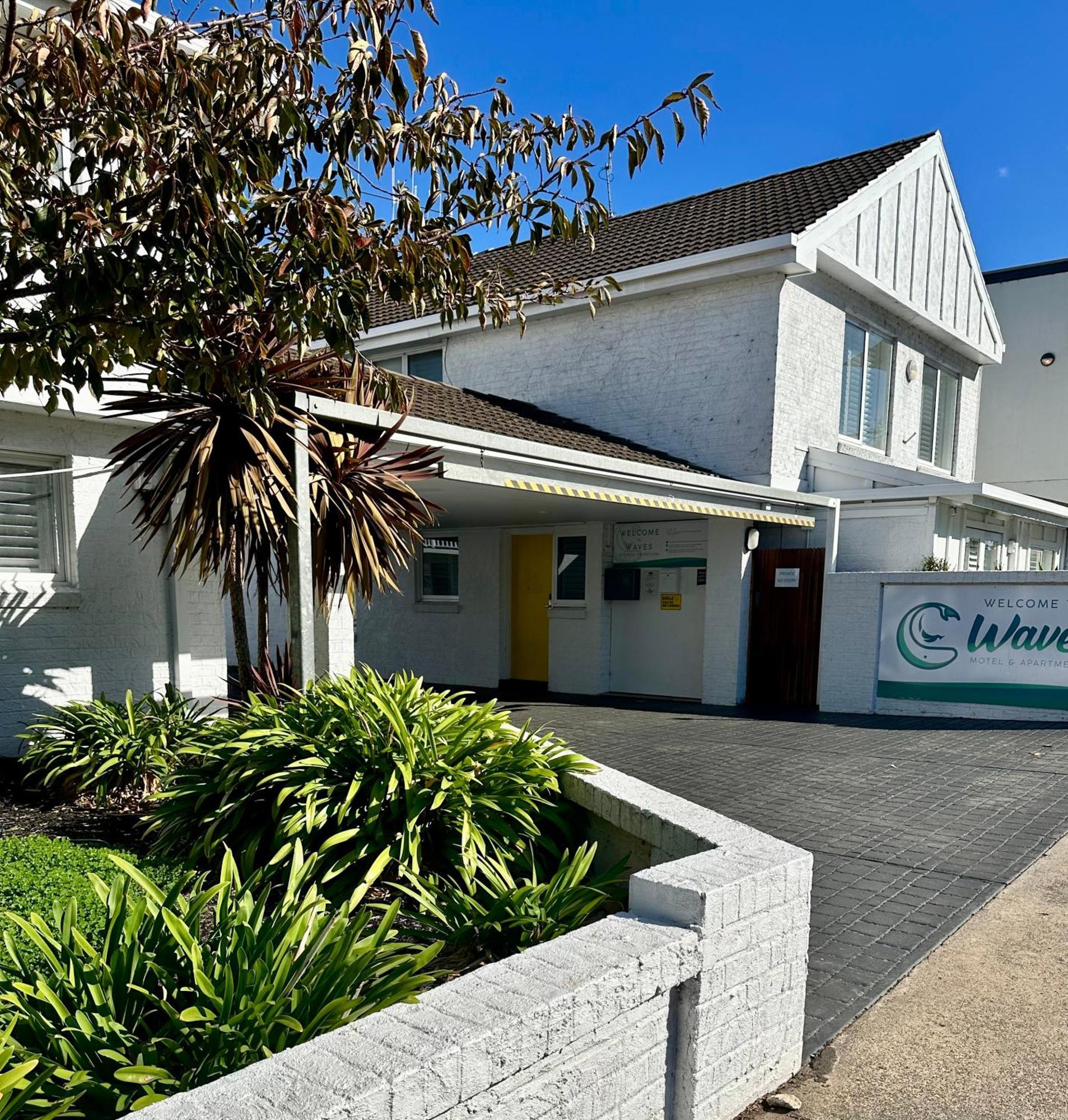 Waves Motel And Apartments Warrnambool Eksteriør billede